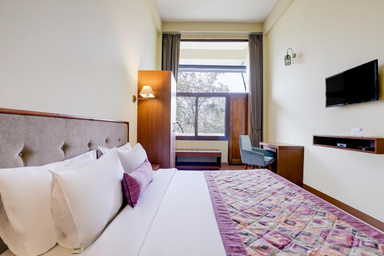 Mount Himalayan Hotel Ґанґток Екстер'єр фото